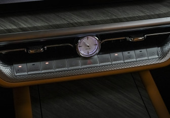 Подержанный автомобиль Tank 500 2024 года (25 фото)