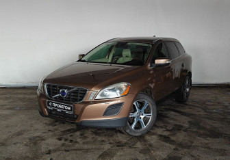 Подержанный автомобиль Volvo XC60 2012 года (1 фото)