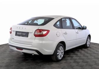 Подержанный автомобиль LADA (ВАЗ) Granta Liftback 2023 года (5 фото)