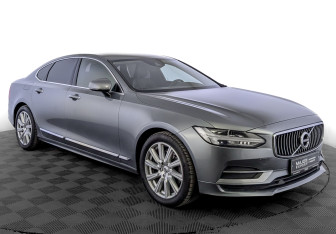 Подержанный автомобиль Volvo S90 2019 года (3 фото)