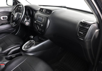 Подержанный автомобиль Kia Soul 2016 года (6 фото)