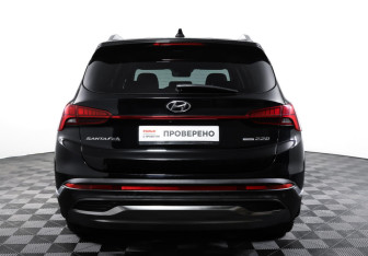 Подержанный автомобиль Hyundai Santa Fe 2021 года (6 фото)