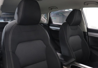 Подержанный автомобиль Geely Coolray 2023 года (16 фото)