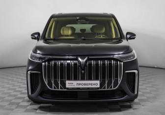 Подержанный автомобиль Voyah Dream 2023 года (2 фото)