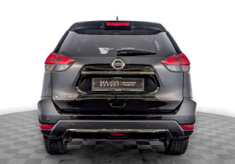 Подержанный автомобиль Nissan X-Trail 2019 года (6 фото)