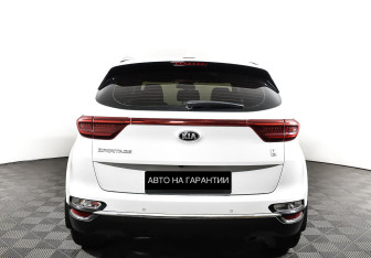 Подержанный автомобиль Kia Sportage 2019 года (6 фото)