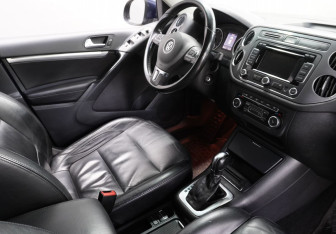 Подержанный автомобиль Volkswagen Tiguan 2012 года (11 фото)
