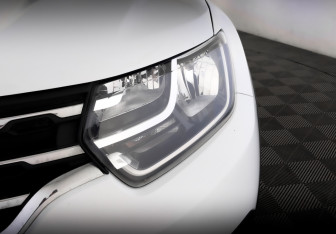 Подержанный автомобиль Renault Duster 2021 года (17 фото)
