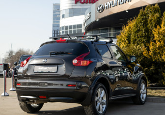 Подержанный автомобиль Nissan Juke 2012 года (4 фото)