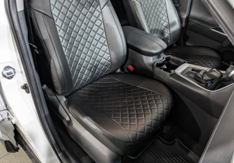 Подержанный автомобиль Toyota RAV4 2021 года (23 фото)