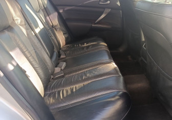 Подержанный автомобиль Nissan Teana 2011 года (11 фото)