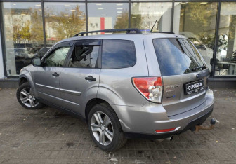 Подержанный автомобиль Subaru Forester Suv 2009 года (6 фото)