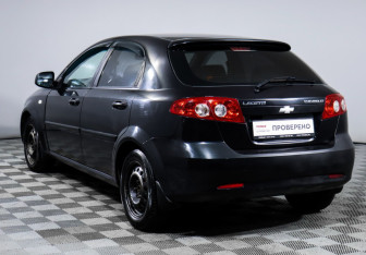 Подержанный автомобиль Chevrolet Lacetti Hatchback 2011 года (7 фото)