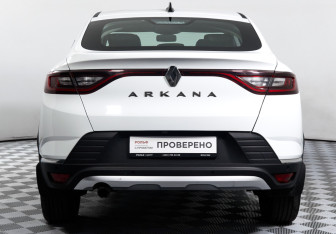 Подержанный автомобиль Renault Arkana 2021 года (6 фото)