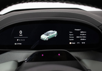 Подержанный автомобиль Zeekr 001 2024 года (12 фото)