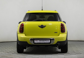 Подержанный автомобиль MINI Countryman 2012 года (6 фото)