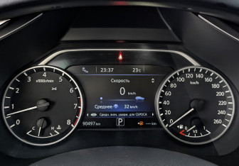 Подержанный автомобиль Nissan Murano Suv 2020 года (16 фото)