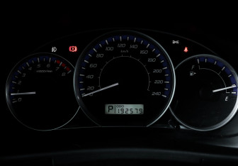 Подержанный автомобиль Subaru Forester Suv 2011 года (10 фото)