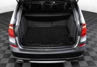 Подержанный автомобиль BMW X3 2013 года (10 фото)