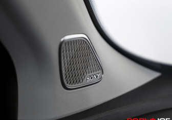 Подержанный автомобиль Omoda C5 2024 года (18 фото)