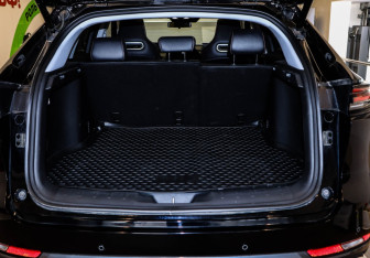 Подержанный автомобиль Changan UNI-K 2023 года (9 фото)