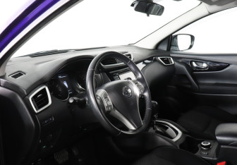 Подержанный автомобиль Nissan Qashqai 2016 года (9 фото)