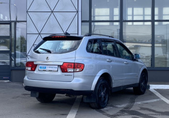 Подержанный автомобиль SsangYong Kyron 2012 года (5 фото)