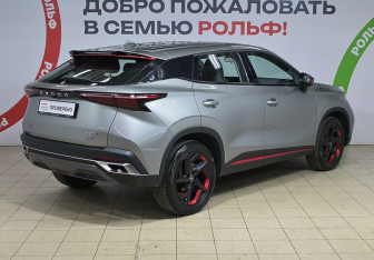 Подержанный автомобиль Omoda C5 2023 года (4 фото)