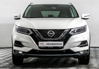 Подержанный автомобиль Nissan Qashqai 2019 года (2 фото)