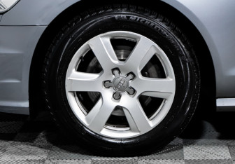 Подержанный автомобиль Audi A6 Sedan 2016 года (15 фото)