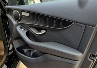 Подержанный автомобиль Mercedes-Benz GLC Coupe 2020 года (24 фото)