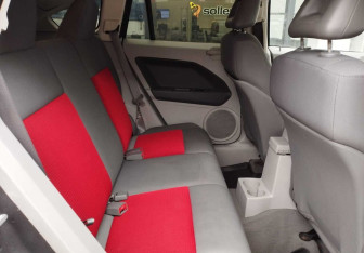 Подержанный автомобиль Dodge Caliber 2007 года (11 фото)