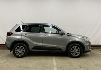 Подержанный автомобиль Suzuki Vitara 2019 года (5 фото)