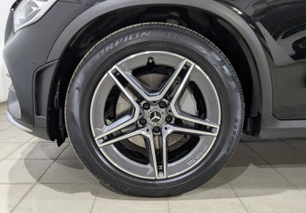 Подержанный автомобиль Mercedes-Benz GLC Coupe 2021 года (12 фото)