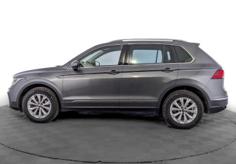 Подержанный автомобиль Volkswagen Tiguan 2021 года (8 фото)