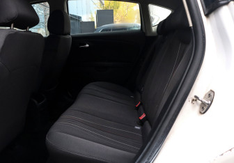 Подержанный автомобиль SEAT Leon Hatchback 2012 года (10 фото)