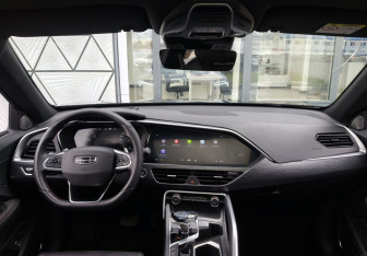 Подержанный автомобиль Geely Tugella 2023 года (20 фото)