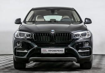 Подержанный автомобиль BMW X6 2016 года (2 фото)