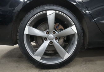 Подержанный автомобиль Audi A5 Liftback 2014 года (10 фото)