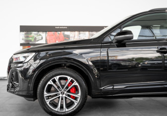 Новый Audi Q7 2025 (7 фото)