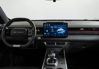 Подержанный автомобиль Jetour Dashing 2025 года (12 фото)