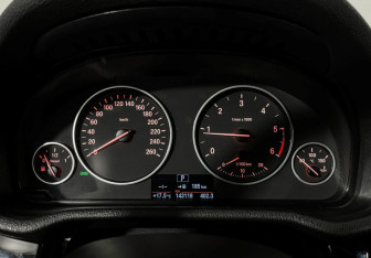 Подержанный автомобиль BMW X4 2018 года (13 фото)