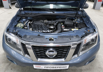 Подержанный автомобиль Nissan Terrano 2017 года (9 фото)