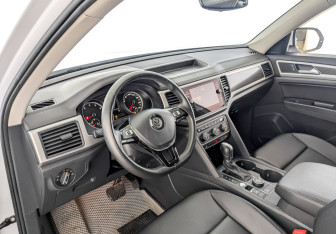 Подержанный автомобиль Volkswagen Teramont 2019 года (16 фото)