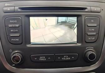 Подержанный автомобиль Kia Sorento 2014 года (16 фото)