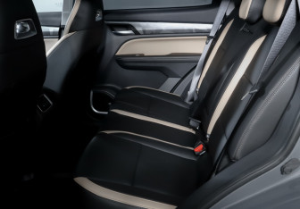 Подержанный автомобиль LIVAN X6PRO 2023 года (10 фото)