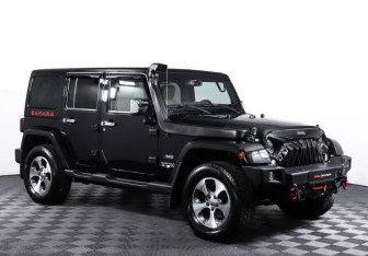 Подержанный автомобиль Jeep Wrangler 2016 года (3 фото)
