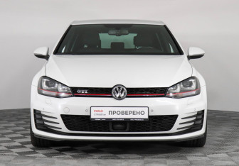 Подержанный автомобиль Volkswagen Golf GTI Hatchback 2014 года (2 фото)