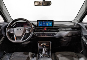 Подержанный автомобиль Москвич 3 2023 года (13 фото)