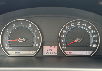 Подержанный автомобиль Kia Magentis 2008 года (9 фото)